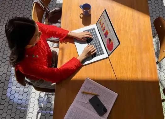 What Does Apple Education Mean for Student Learning?